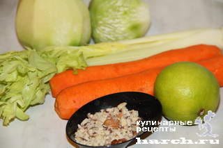 salat is zelenoy redki s morkoviu i seldereem_6