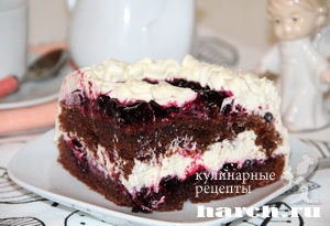 shokoladniy tort s chernoy smorodinoy venecianskiy kupec_16