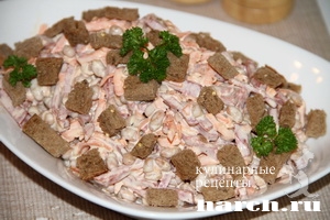 salat is kopchenoy kolbasi s morkoviu salut_6