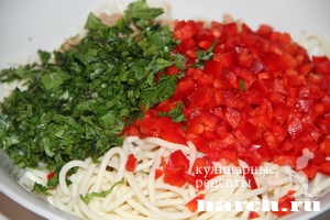 salat is spagetti s tuncom po-asiatsky_3