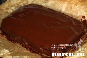 shokoladniy pirog s chernoslivom i koniyakom_11