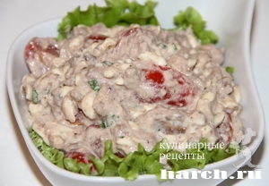 salat s pecheniu treski i pomidorami orskiy_6