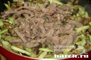 tepliy salat is svinih yasikov s ovoghami_4