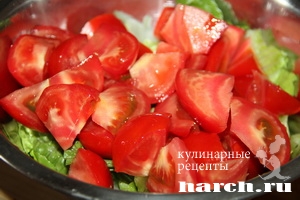 salat is pomidorov s mocarelloy_1