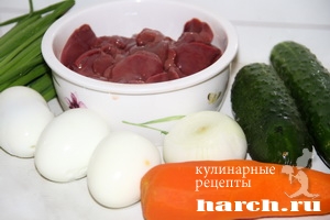 salat is kurinoy pecheni so svegim ogurcom moskoviya_7