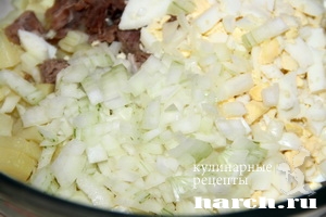 salat s govyadinoy i krabovimi palochkami_05