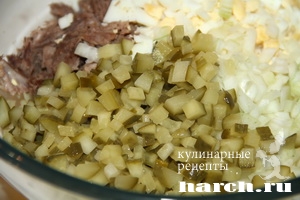 salat s govyadinoy i krabovimi palochkami_06