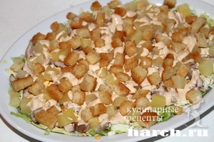 salat cezar s kuricey i ananasom_09
