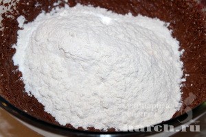 tvorogno-shokoladniy pirog s vishney i kokosom_05