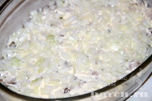 svekolniy salat s seldiu i gribami alenushka_1