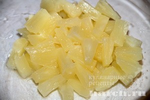 salat is ananasov s suharikami voldemar_2