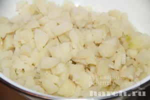zeleniy kartofelniy salat_2