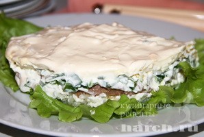 salat s pecheniu tresky i risom primorskiy_5