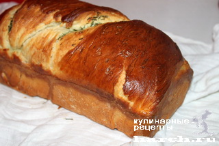 Ароматный хлеб с чесночным маслом