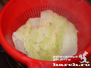 Голубцы из китайской капусты с мясом и рисом