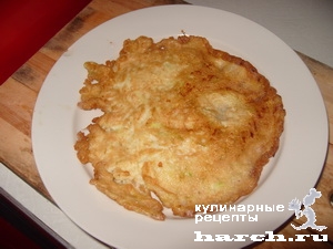 kabachkoviy-tort-s-sirnim-kremom_17