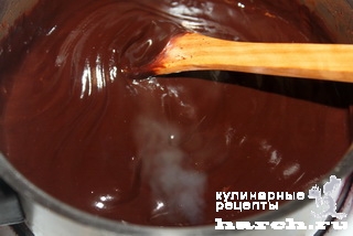 Карамельное печенье с шоколадом и орехами