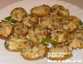 kartofel-farshirovaniy-sirom-bekonom-i-chesnokom_11