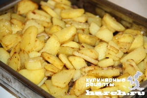Картофель со свининой и грибами по-рязански