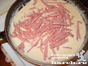 Картофель в сырно-ветчинном соусе