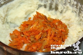 Картофельное пюре с луком и морковью по-украински