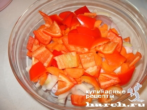 Куриная голень в томатном соке, запеченная в рукаве с овощами