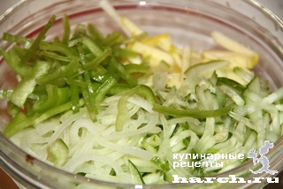 Порционный салат с сельдью "Эксклюзив"