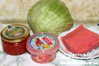 Порционный салат с семгой "Царский"