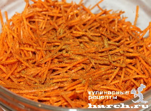 Рулетики из капусты с морковью по-корейски