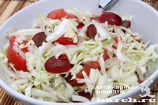 salat is kapusti s pomidorami i vinogradom po-cimlyanski_6