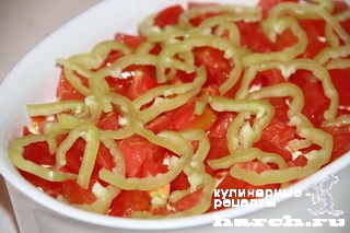 Салат с копченой рыбой и помидорами "Ашкенази"