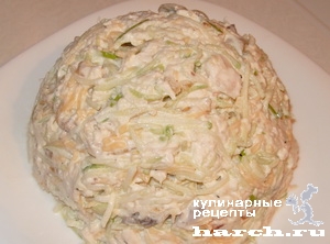 Салат из куриного филе с зеленой редькой "Жакки" 