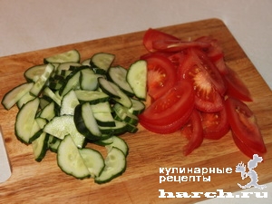 Салат из куриной грудки со свежими овощами "Комплимент"