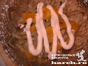 salat-is-kurinoy-pecheni-s-lukom-i-sladkim-percem-petrovskiy_07