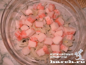 salat-is-morskoi-kapusti-s-krabovimi-palochkami-kamchatka_3