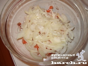 Салат из морской капусты с семгой и сыром "Юнга"