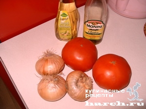 salat-is-pomidorov-s-lukom-yuzhniy_6