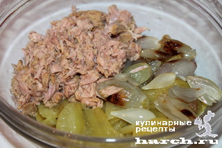 Салат из тунца с печеным перцем и луком "Кала-Милор"