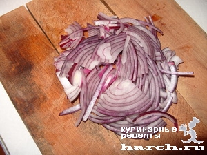 salat-s-kuricey-i-chernoslivom-cherniy-princ_04