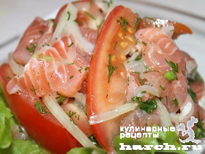 Салат с красной рыбой "Амурский"