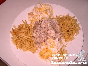 salat-s-zharenoi-kuricei-gostinyi-dvor_08