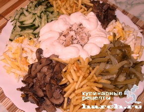 salat-s-zharenoi-kuricei-gostinyi-dvor_10