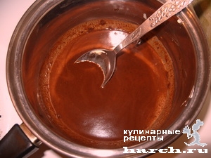 shokoladniy-rulet-s-orehami-i-sgughenkoi_04