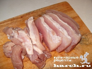 Свинина, запеченная с лисичками и картофелем под сыром