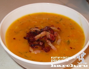 Тыквенный суп-пюре с морковью и беконом