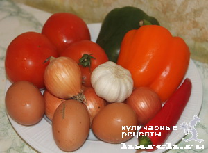 Яичница в томатно-овощном соусе "Шакшука"
