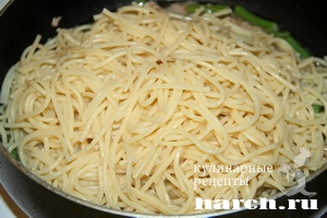 spagetti s tuncom i struchkovoi fasoliu_4