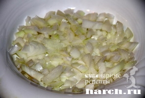 sloeniy salat s sairoy i chernoslivom vorogeya_01