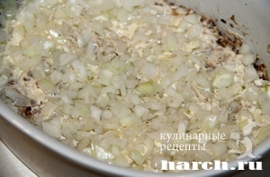 sloeniy salat s sairoy i chernoslivom vorogeya_04