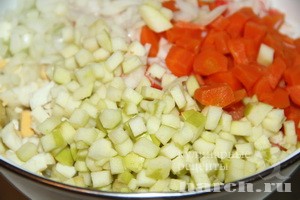salat s krabovimy palochkami i morkoviu torgok_6